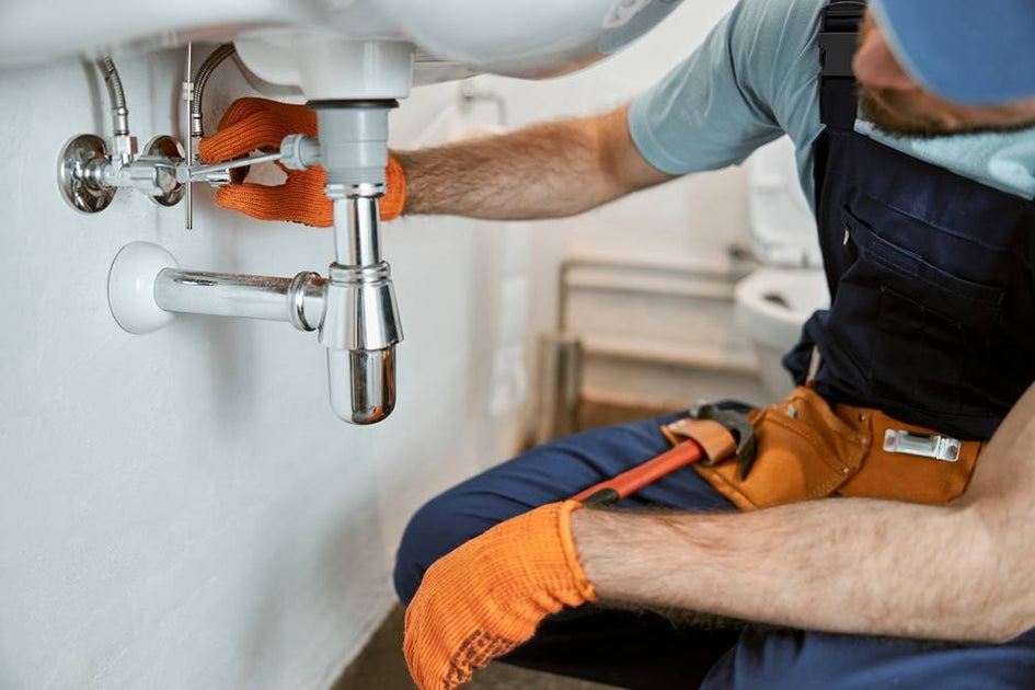 Handyman plumber hotsell