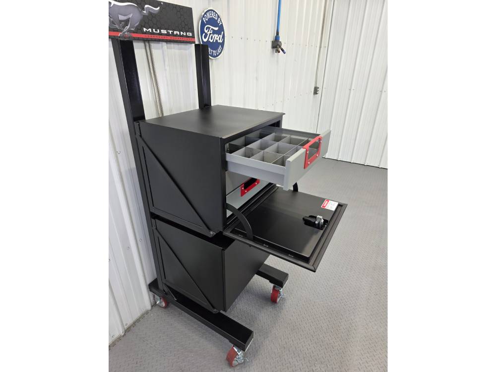 2ft truck toolbox with three drawers 4