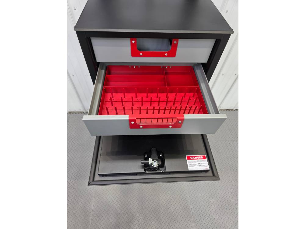 2ft truck toolbox with three drawers 6
