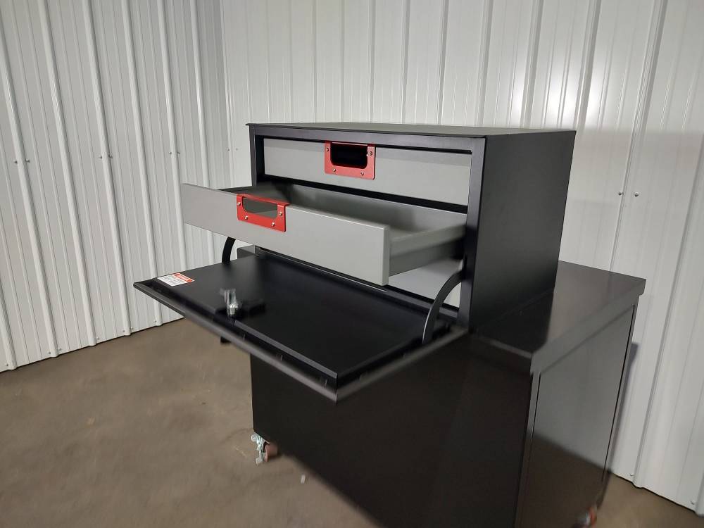 dyco truck tool box second drawer opened